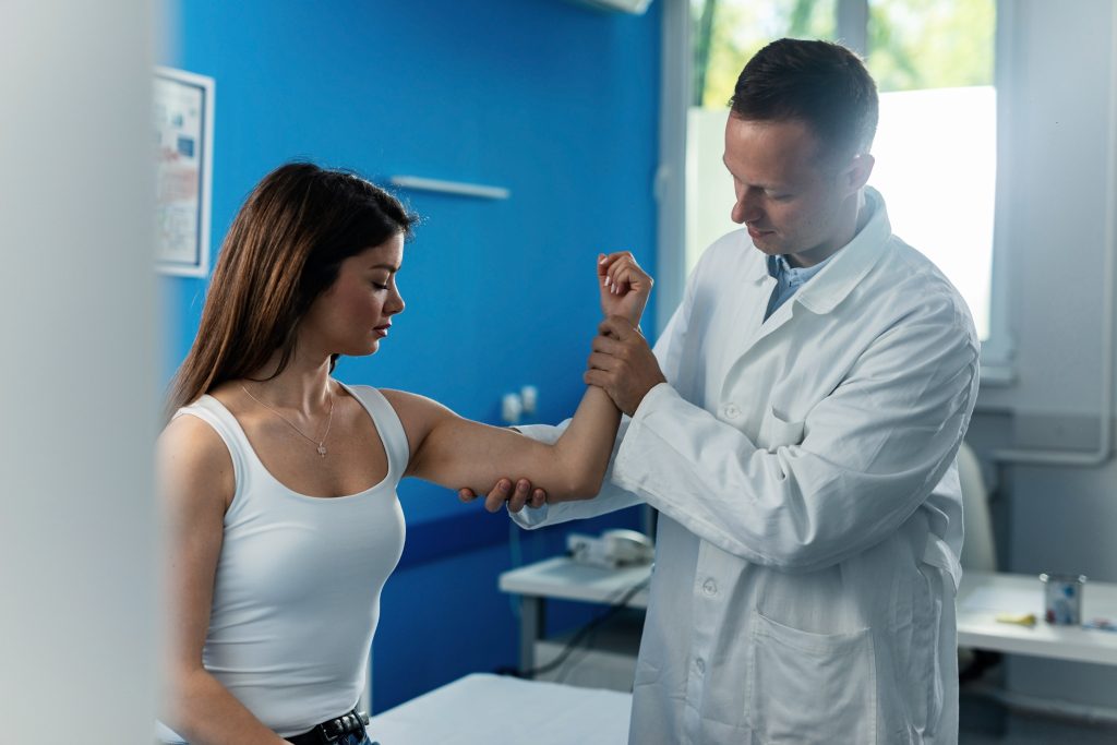 Shoulder pain diagnosis in Concord, NC