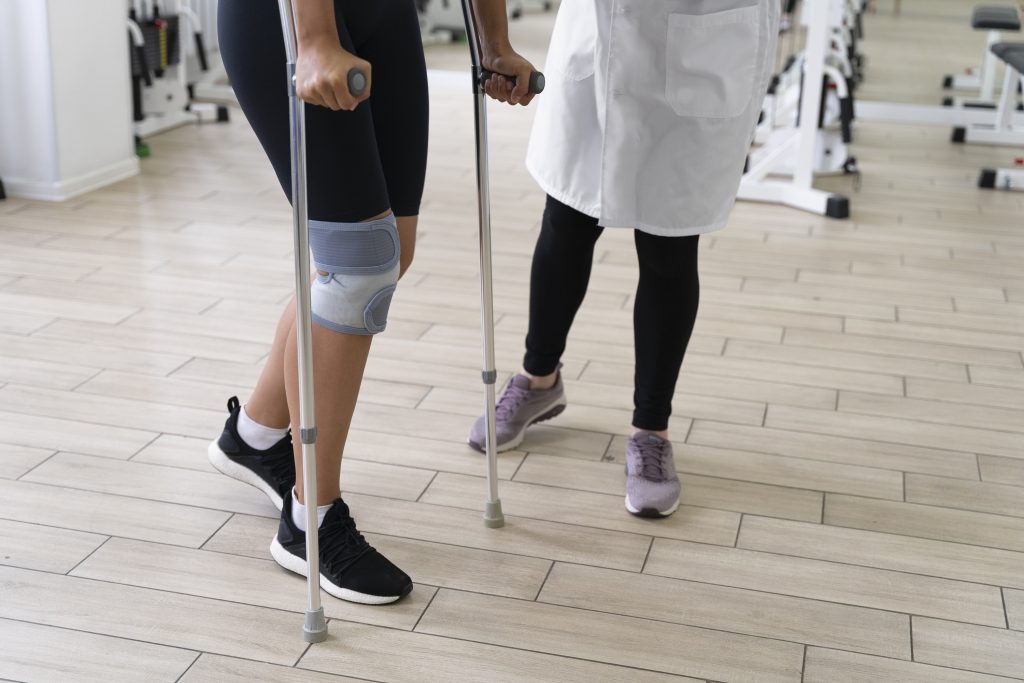Offloading knee brace for knee pain in Mount Holly, NC