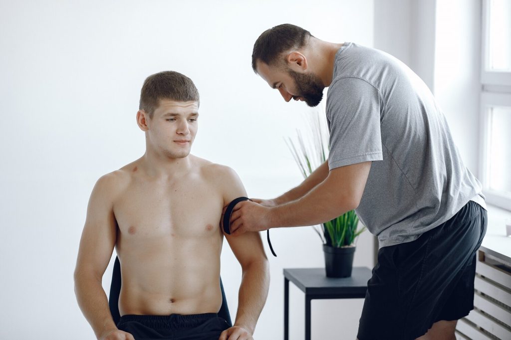 Shoulder pain diagnosis in Mint Hill, NC